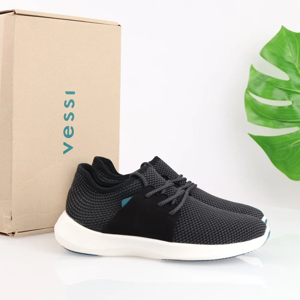 Vessi Womens Everyday Classic Sneaker Size 8 Waterproof Black Knit Lace Up Shoes